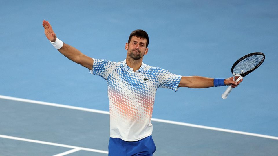 Avustralya Açık’ta Novak Djokovic zorlanmadan yarı finalde