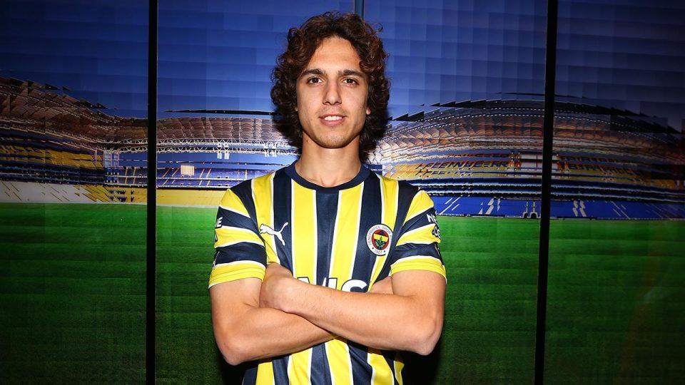 Emre Demir resmen Fenerbahçe’de