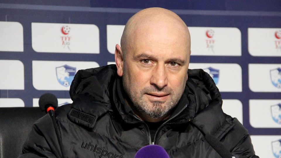 Erzurumspor Muzaffer Bilazer ile yollarını ayırdı