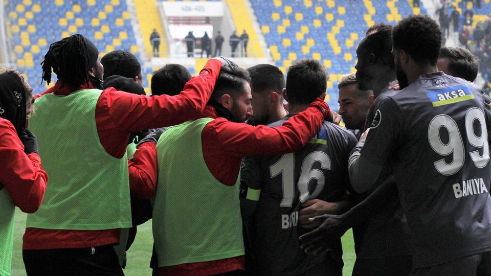 Fatih Karagümrük seriyi Ankara’da sürdürdü