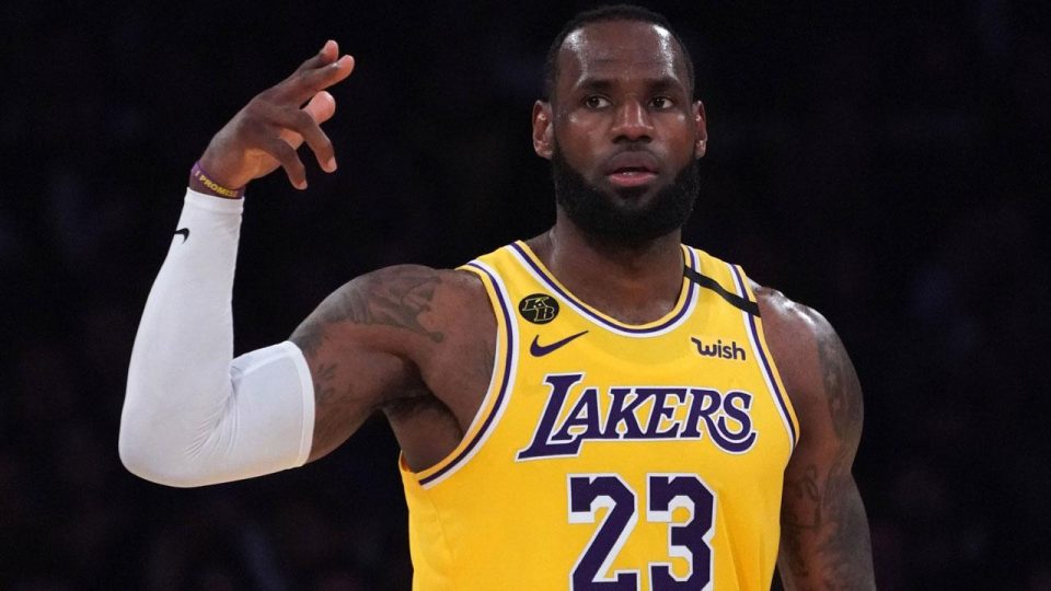 LeBron James en çok asist üreten 4. oyuncu oldu