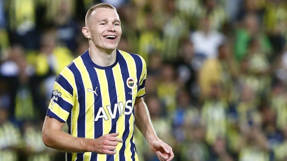 Attila Szalai: Hedefimiz turu geçmek