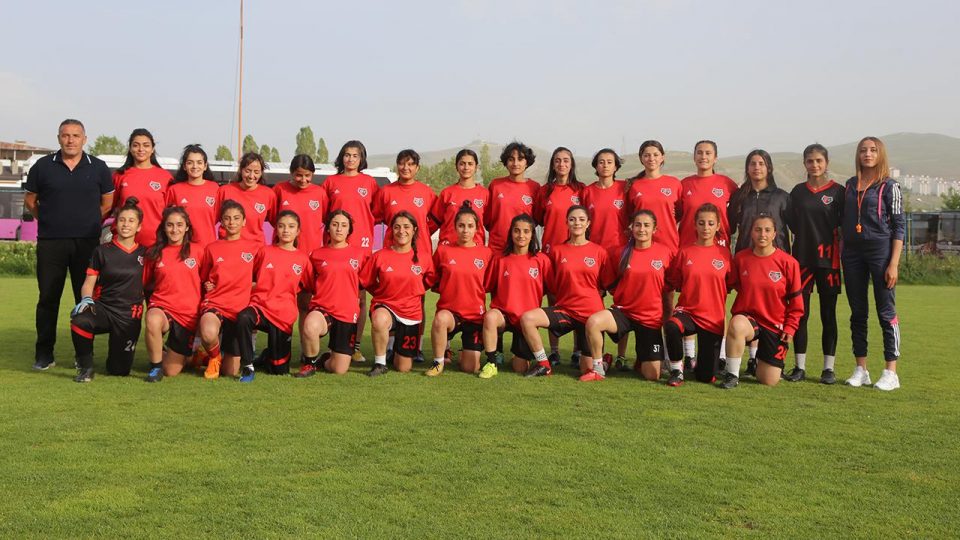 Van’da kız futbolcuların sayısı arttı