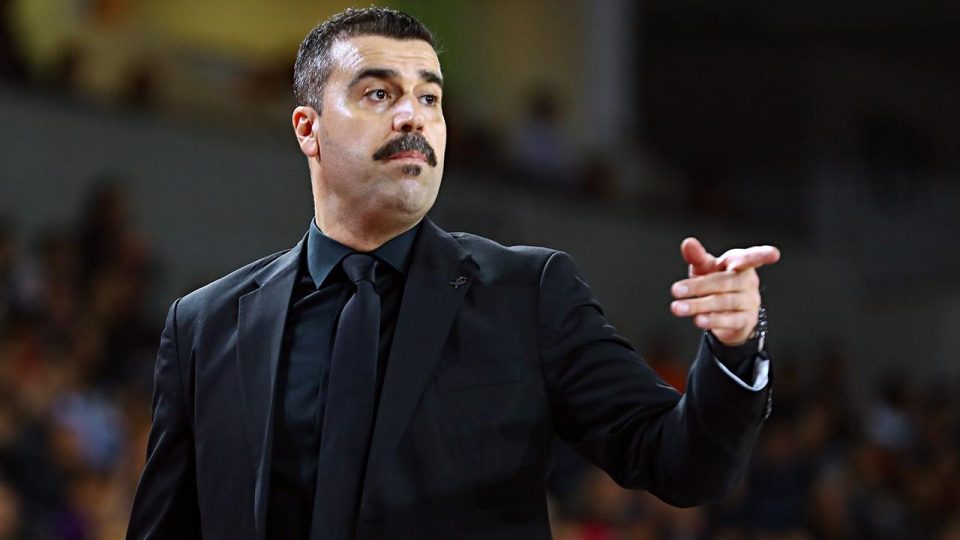 Anadolu Efes Basketbol Takımı’nda başantrenör Erdem Can dönemi