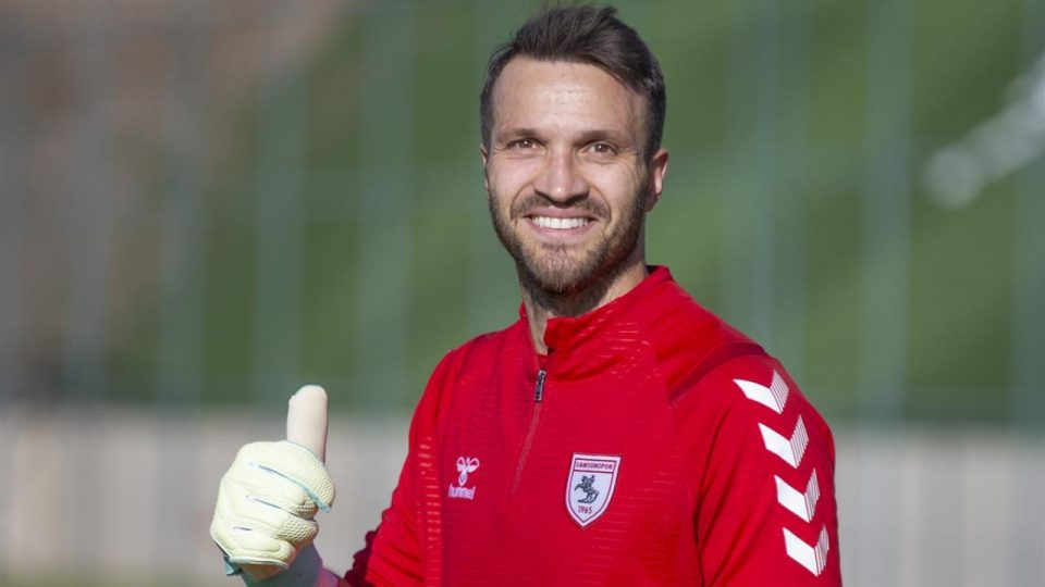 Samsunspor’un file bekçisi Okan Kocuk yeni takımının kalesini korumak için sabırsızlanıyor
