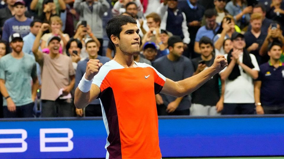 Wimbledon’ın kazananı Carlos Alcaraz oldu