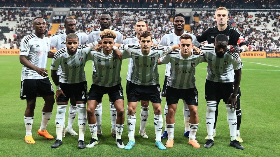 Beşiktaş lige 6 değişiklikle döndü