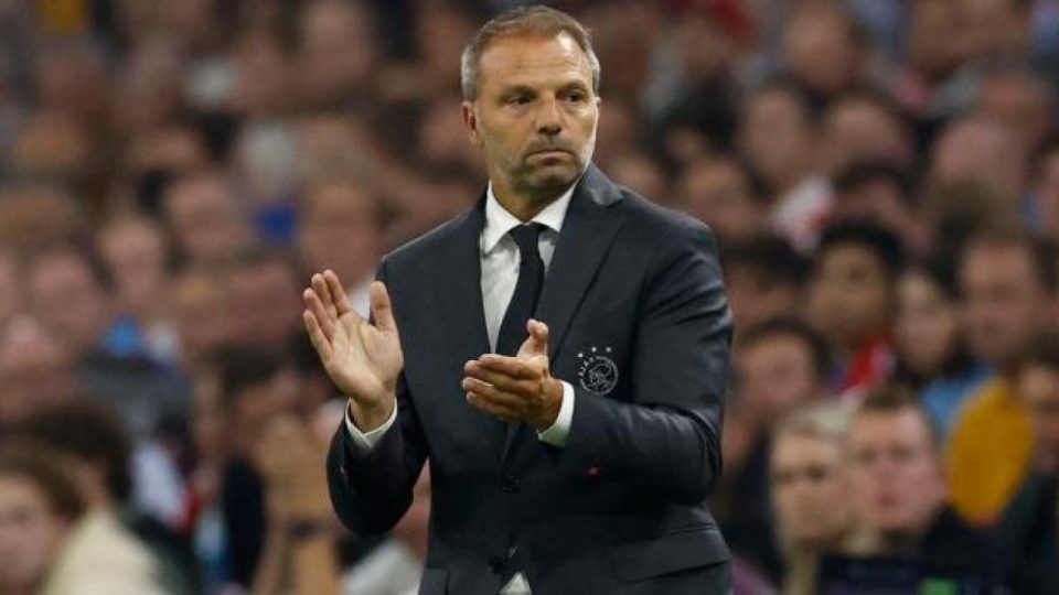 Ajax’ta teknik direktör Steijn ile yollar ayrıldı