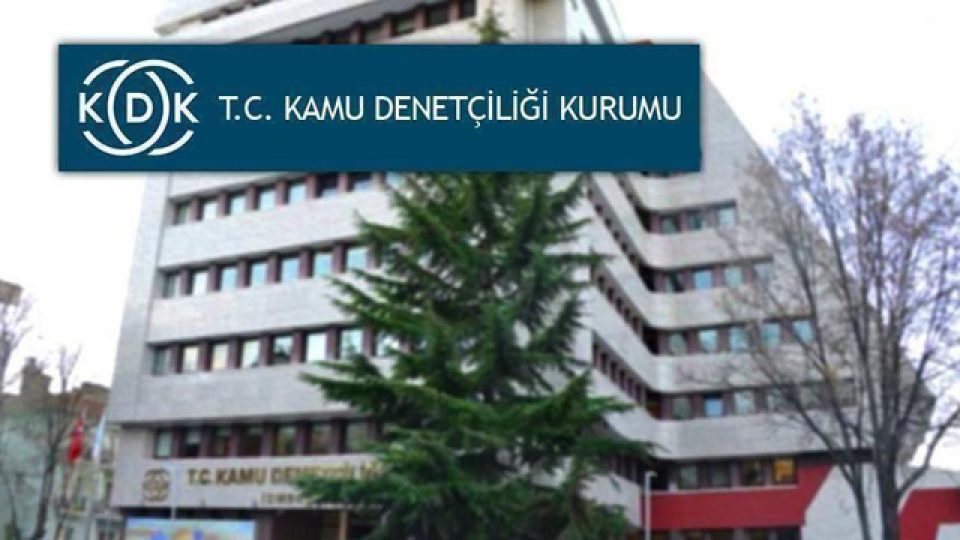 KDK, tribündeki kötü tezahürat nedeniyle toplu cezayı hakkaniyetsiz buldu