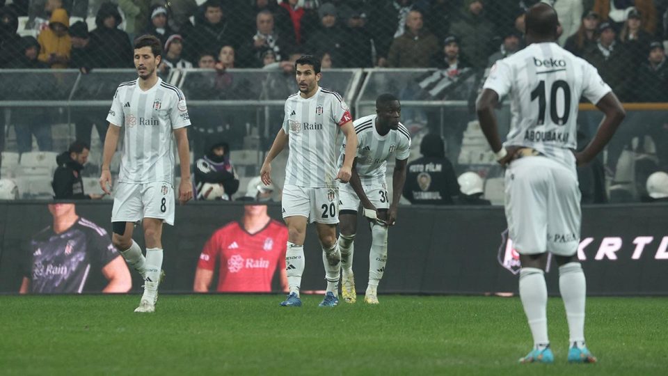 Rıza Çalımbay Fenerbahçe’ye 18 yıl sonra yine kaybetti